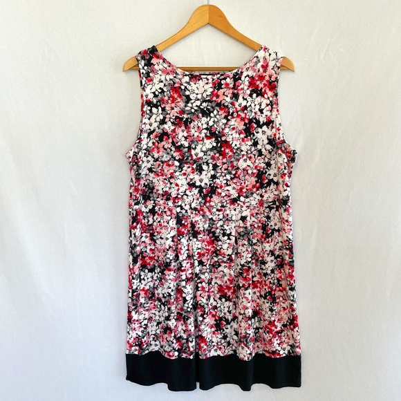 J. Jill Dresses & Skirts - J. JILL Wearever Collection Women’s Size Large Sleeveless Sheath Floral Dress